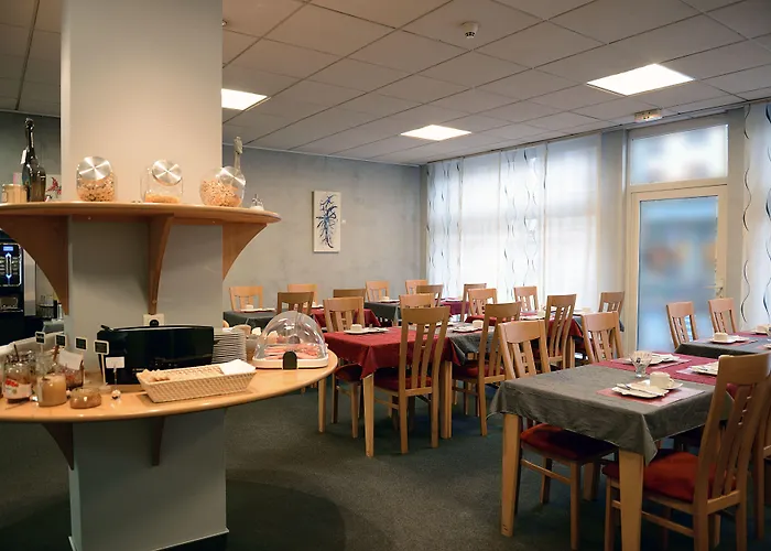 Amadeus Отель Саргемин