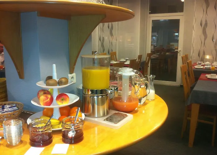 Amadeus Отель Саргемин