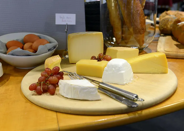 Amadeus Отель 2*